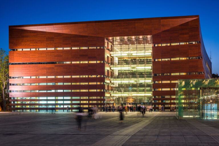 Header image for Understanding Percentage Rent in Commercial Leases blog post