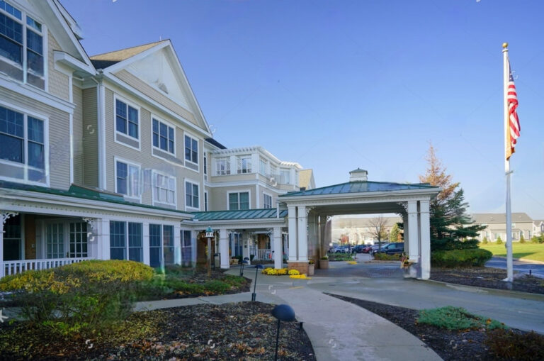 Header image for How Can Commercial Real Estate Marketing Software Revolutionize Your Business? blog post