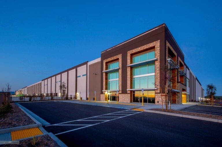 Header image for What To Include in Your Commercial Real Estate Marketing Package To Attract Clients blog post